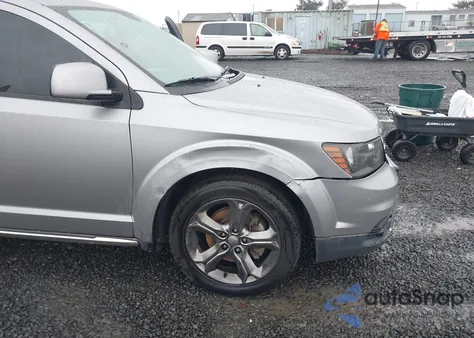 2015 Dodge Journey Crossroad z USA, uszkodzony, nr VIN 3C4PDCGG1FT691798